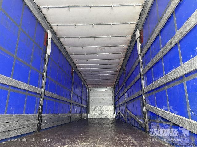 Open semitrailer with tarp Schmitz Cargobull Semitrailer Curtainsider Standard