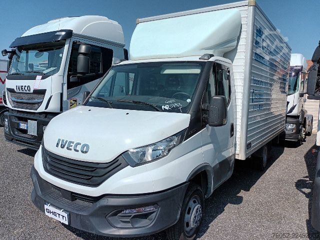 LKW mit Kofferaufbau IVECO 35C14