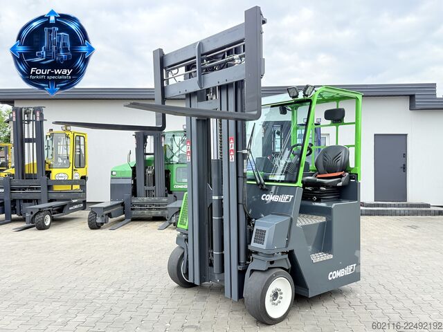 4-way forklift Combilift CB4000 GAS TRIPLEX 6450MM POSITIONER