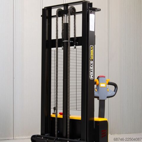 Stacker 1500 kg / 3 m Viber-System WE1530R 1500 kg / 3 m