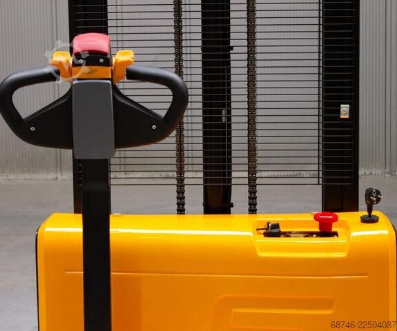 Stacker 1500 kg / 3 m Viber-System WE1530R 1500 kg / 3 m
