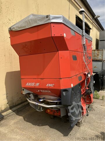 Fertilizer spreader Rauch Axera Serie EMC 30.1