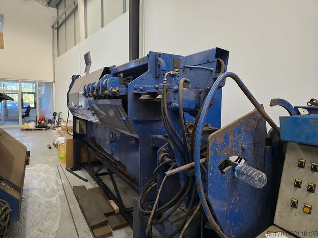 Straightening and cutting EVG POLYCUT