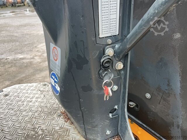 Combi Roller Bomag BW 125 AC-4