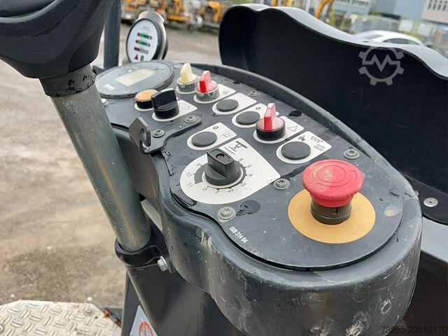 Combi Roller Bomag BW 125 AC-4