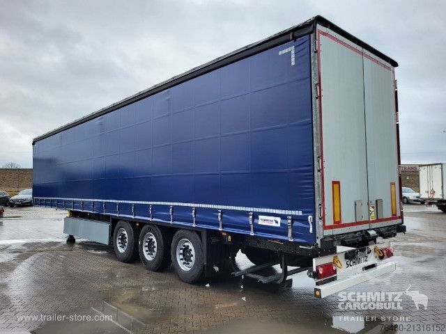 Auflieger mit Pritsche & Plane Schmitz Cargobull Schiebeplane Standard