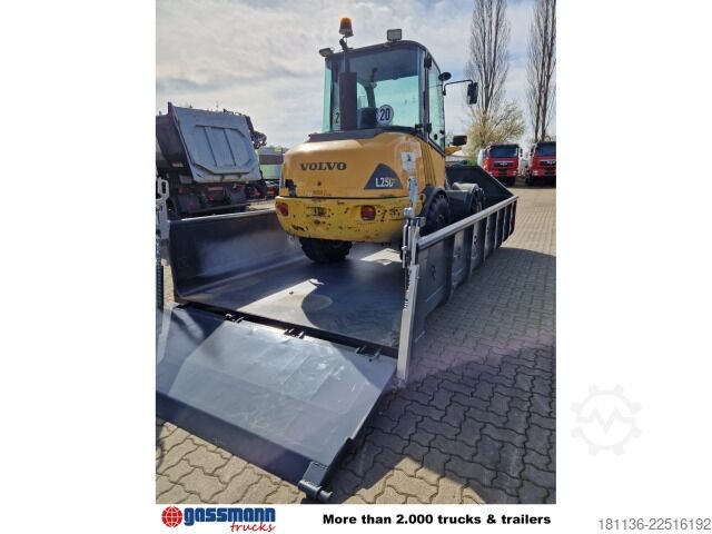 Roll-off container  Abrollcontainer mit Klappe ca. 13m³, überfahrbar