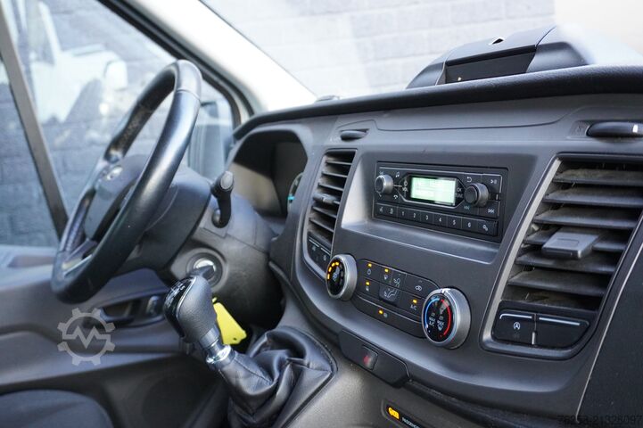 Closed box Ford Transit 2.0 TDCI L4 Bakwagen EURO 6 - Airco - C...