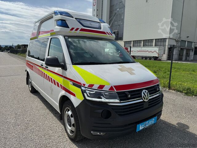 Feuerwehrfahrzeug VW VW T6.1, 2.0 TDI, mit Rampe, Trage und Sessel