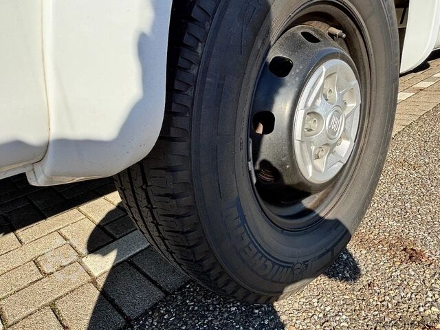 Alkoven Weinsberg R59 650DG