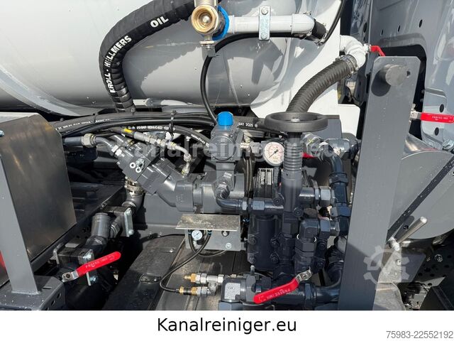 Vacuum tank truck MERCEDES-BENZ Arocs 2546 6x2 KROLL Kombi HD SD ADR