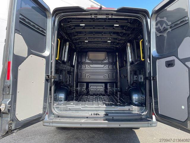 High top van MAN TGE 3.200 L3H2 Kasten 4x4 Individual S ACC STHZ