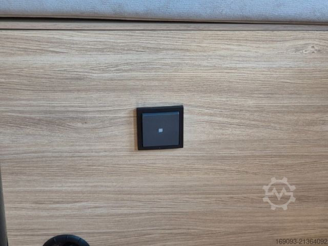 Semi-integrated camper CHAUSSON 640 Titanium Line *MJ26*Arctic*SAT+TV*165PS*Auto