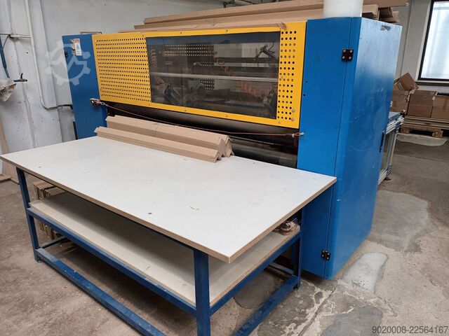 Saw for cutting honeycomb panel boards SAN (Qingdao) International Trade CO., L FQJ-1800