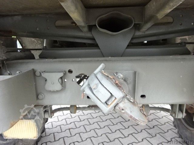 Flatbed truck MERCEDES-BENZ Unimog U 1300 L Turbo OM 366 Pritsche 4x4