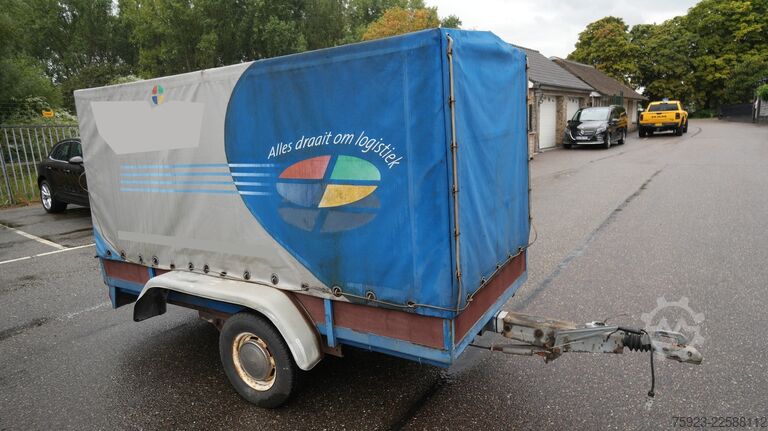 EQUIPE Taurpalin trailer broken axle! EQUIPE Taurpalin trailer broken axle!