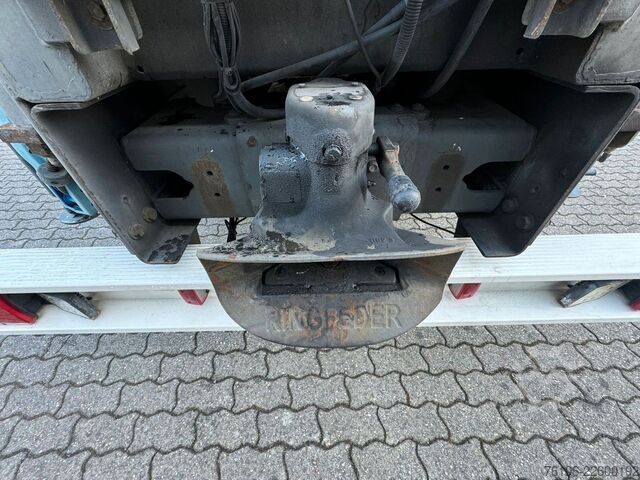 Autokran DAF CF 440 mit Ladekran HMF 2120K4