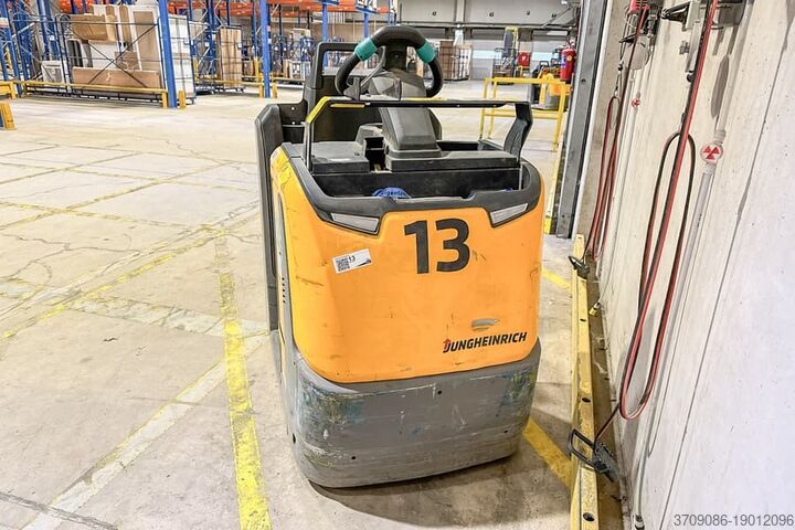 Niederhubwagen Jungheinrich ECE225