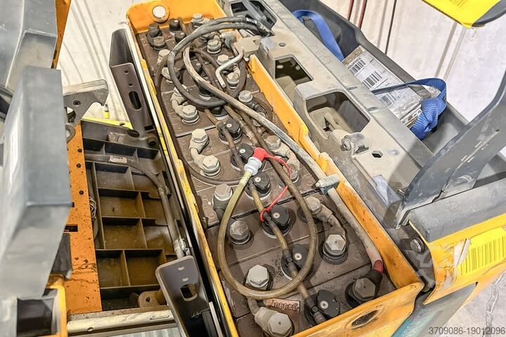 Niederhubwagen Jungheinrich ECE225