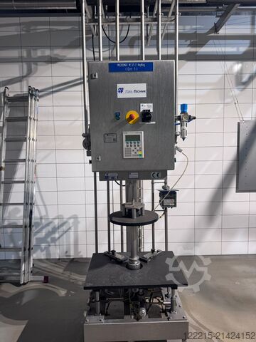 M+F KEGTechnik MICROMAT M1/1‑F KeyKeg KEG Filling Machine (2013) M+F KEGTechnik KEG Abfüllmaschine