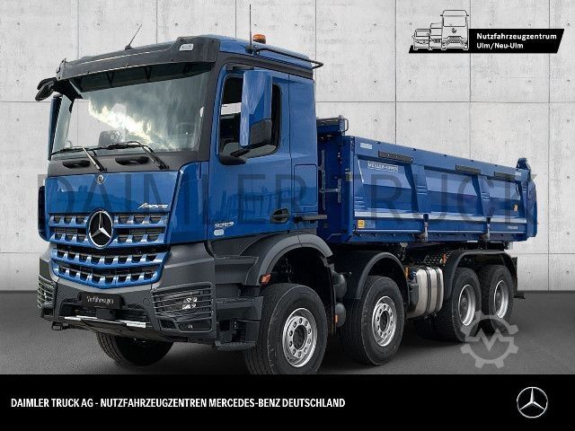Dreiseitenkipper LKW Mercedes-Benz Arocs 3253 K 8x4/4 Meiller TRIGENIUS Bordmatik
