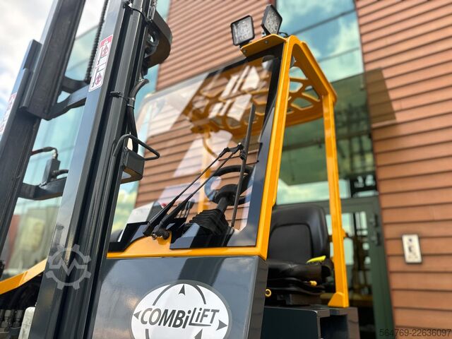 Vierwegestapler Combilift CB3000/LPG /2016 year/ Perfect condition