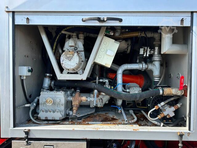 Suction vehicle MAN TGS 26.400 6X4 ZUIG/SPOELWAGEN