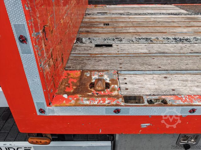 Semi-Tieflader LAG O-3-42 3 ASSER SEMIE HYDRAULISCH GESTUURD 2 ASSEN