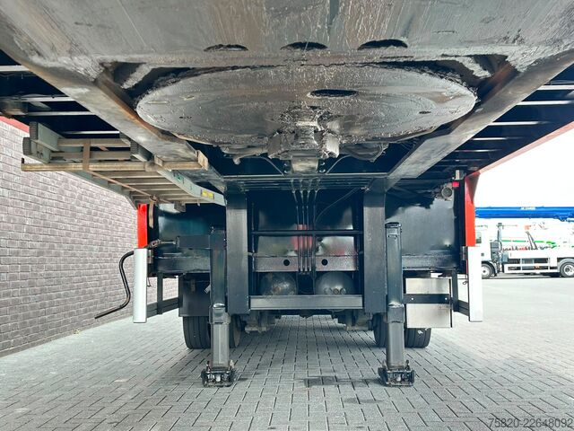 Semi-Tieflader LAG O-3-42 3 ASSER SEMIE HYDRAULISCH GESTUURD 2 ASSEN