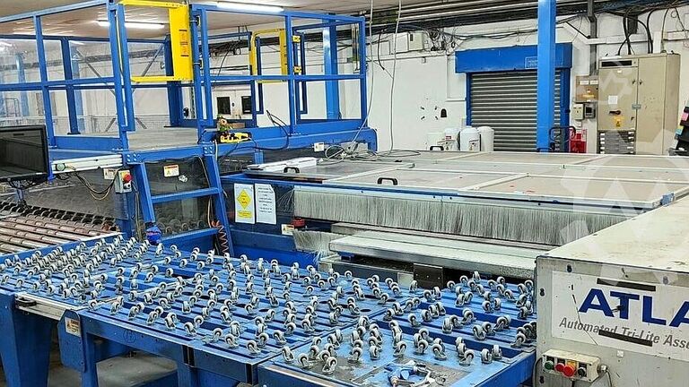 Horizontale Fertigungslinie für Fenster GED Horizontal production line for windows