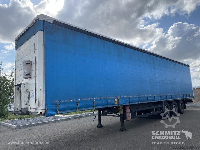 Open semitrailer with tarp Schmitz Cargobull Semitrailer Curtainsider Standard