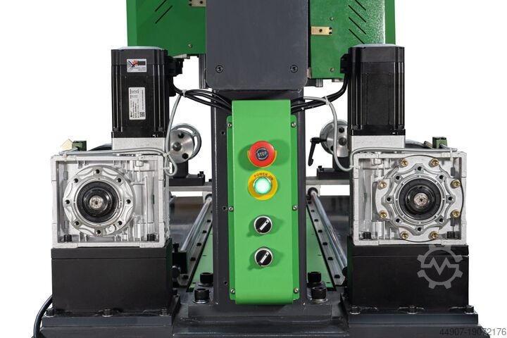 Holzdrehmaschine / Drehmaschine DANIBRUM S2 1230 CNC