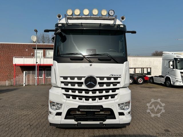 Truck mounted crane MERCEDES-BENZ 3253 Arocs mit HMF 3220 Kran und JOAB Abroller