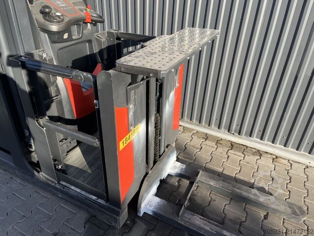 Medium Lift Order Picker Linde V10