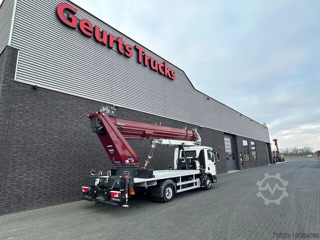 Kranwagen MAN TGL 7.180 4X2 BB BOCKER AK37/4000 + JIB MONTAGE...