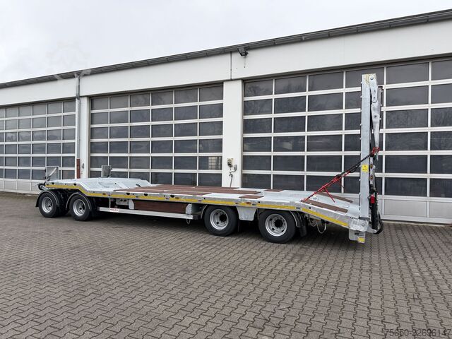 Tieflader Anhänger Möslein T 4 VB H2  neuer 4 Achs Tieflader hydraulischen Rampen