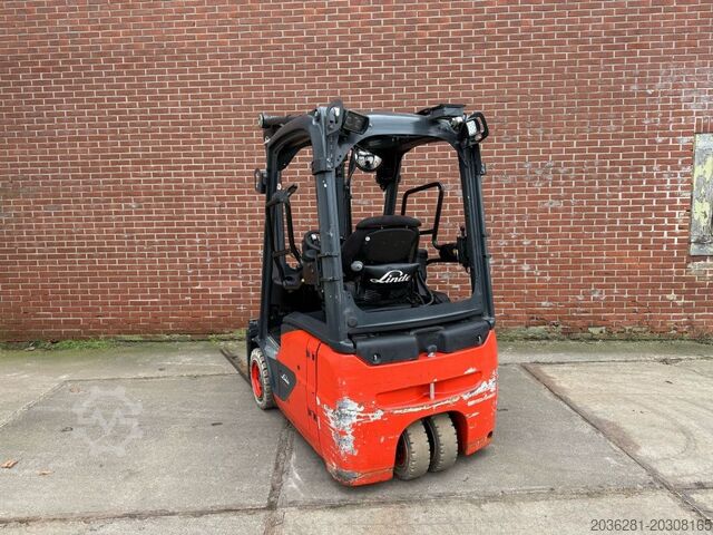 Electric 3-wheel forklift Linde E14