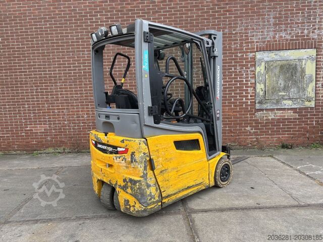Electric 3-wheel forklift Jungheinrich EFG 216k