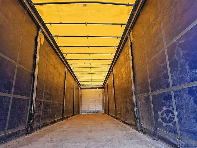 Schiebeplanen SCHMITZ SCB S3T TAILLIFT LBW KLEP