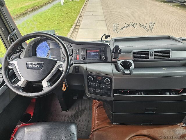 Fahrgestell mit Fahrerhaus MAN 26.440 TGX