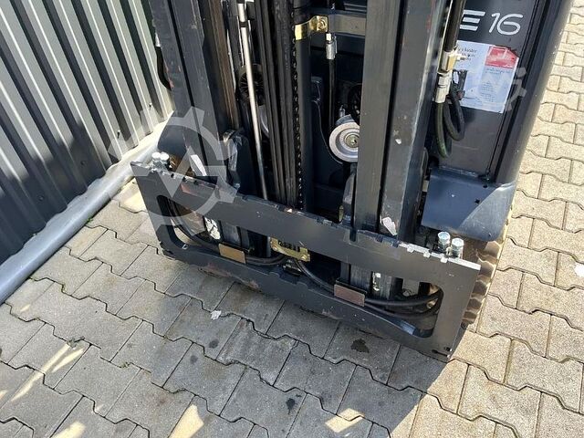 Forklift Linde E 16H-02