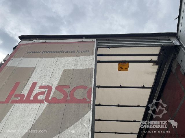 Auflieger mit Pritsche & Plane Schmitz Cargobull Curtainsider Standard