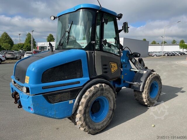 Wheel loader JCB 407