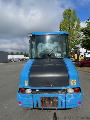 Wheel loader JCB 407
