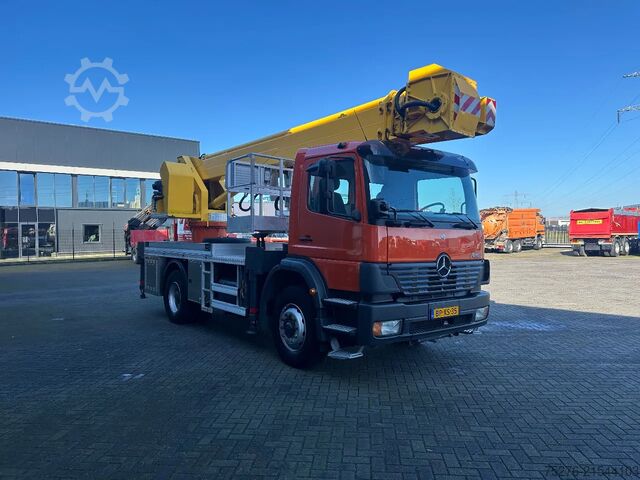 Hebebühne Mercedes-Benz Atego 1823 Multitel J 328 Alu  28 Mtr.
