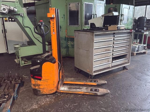 Stapler Still EGV 12