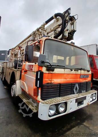 Feuerwehrauto Renault CD08E1