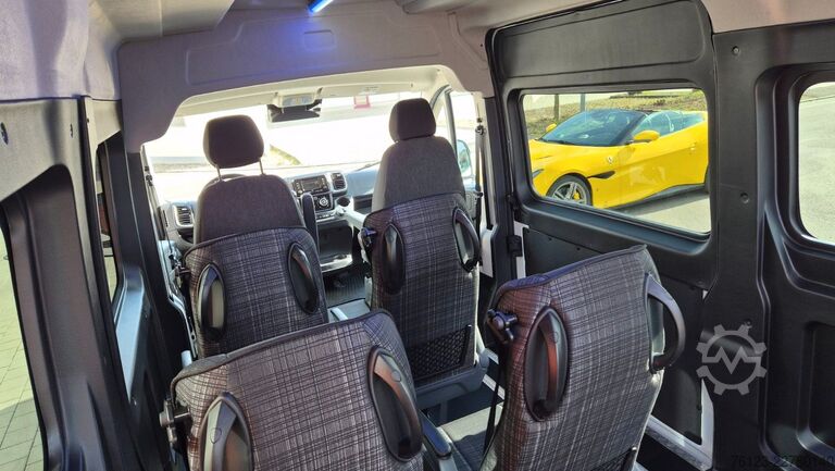 Kleinbus FIAT Fiat Ducato 9 Sitzer Systemboden Rolli Stock