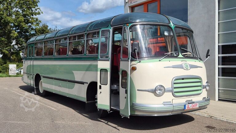 Motor coach SETRA Setra S 10 Vollrestauration