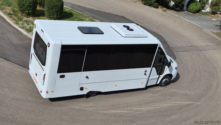 Minibus MERCEDES-BENZ 30 Sitzer Schul- Transferbus 519 Lagerfahrzeug